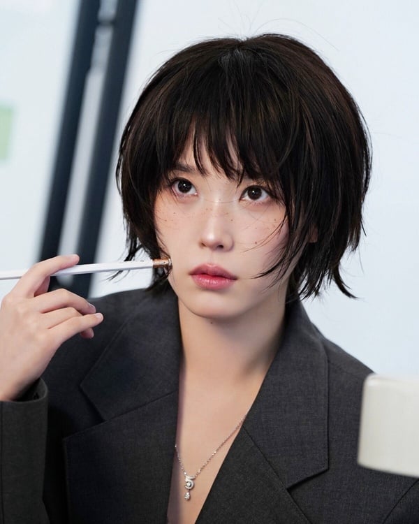 2026韓國短髮範本！8款好整理韓星短髮範本一次看，宋慧喬、IU、Karina都剪短