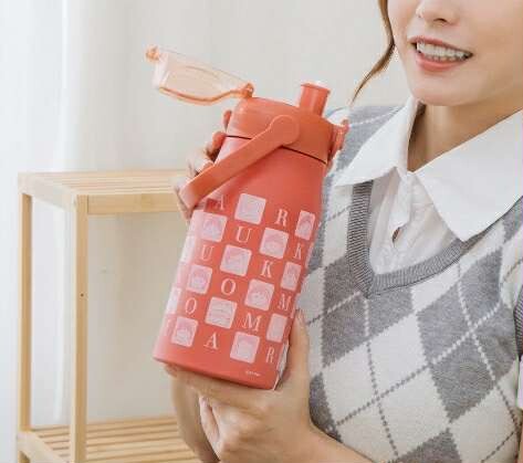 7-11「櫻桃小丸子35週年」集點！野口貓咪裝吊飾、小丸子午睡斗篷、大頭抱枕等14款看這