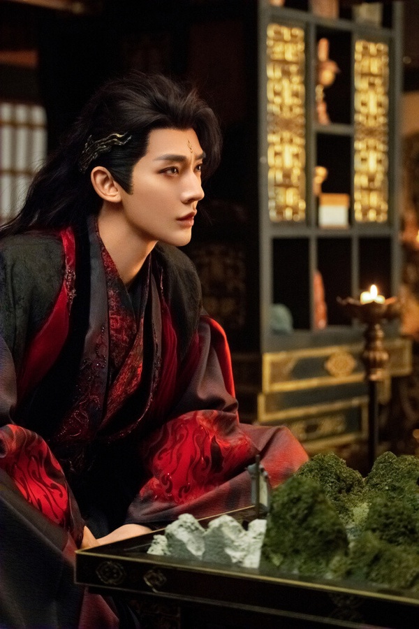 鄧為以《長相思》爆紅後，就成為觀眾喜愛的古裝男神，今年鄧為主演仙俠劇《仙台有樹》，劇集熱度不高，但口碑很好。而鄧為飾演在《仙台有樹》飾演蘇易水，劇中男女主角有兩世的身分，第一世蘇易水受盡折磨、冷漠陰暗，被沐清歌收為徒弟後，內心逐漸有了溫度，可惜後來沐清歌為救蒼生犧牲。沐清歌轉世成薛冉冉，這一世，換他收她為徒。