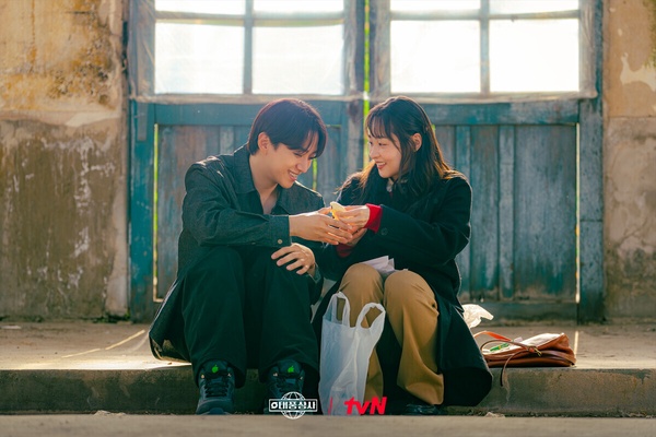 近期Netflix台灣「觀看排行」TOP10！《黑盒子》第7，《許我耀眼》第3，冠軍不看太可惜