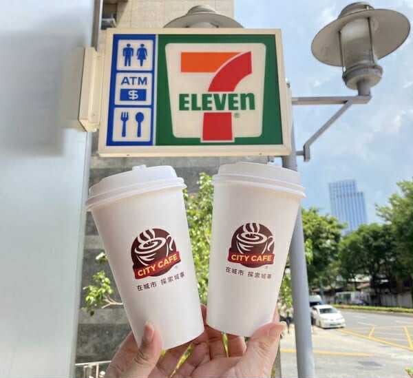 買一送一！7-11「蓮花脆餅甜點」登場，熱壓吐司、巴斯克、布丁必吃，統一翻轉布丁回歸
