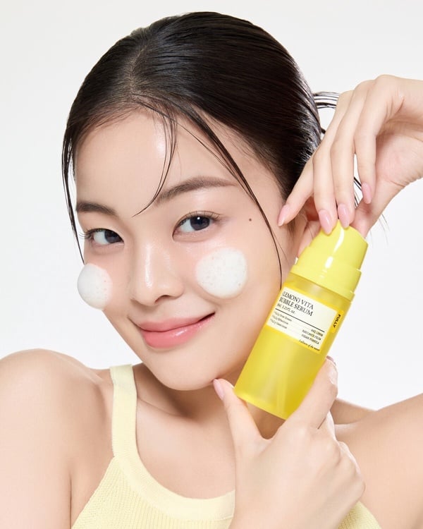 開架洗面乳推薦2：Neogence 霓淨思 玻尿酸溫和保濕洗面乳