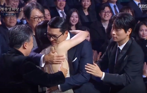 2025青龍獎亮點！玄彬孫藝珍封帝后，孫仙完成兩輪大滿貫，甜喊玄彬本名：我最愛的男人