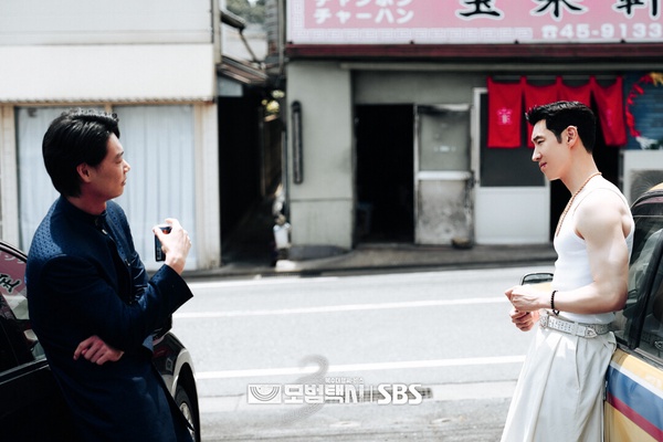 網評好看到「一集上癮」韓劇！《模範計程車3》精彩不輸《親愛的X》，這部追到廢寢忘食