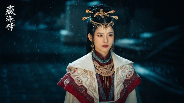 張婧儀的古裝顏值標緻，再加上觀眾緣好，所以她演的角色也深受觀眾們的喜愛！她在《藏海傳》飾演的「香暗荼」，個性聰明伶俐，兼具美貌與智慧，而她也與藏海一樣，都背負著沉重的故事，真實身份其實是冬夏郡主，她一路上幫助藏海的復仇大計，兩人雙強聯手，度過了許多難關。