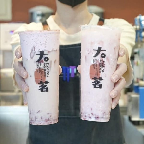 草莓控不能錯過！大茗「草莓季飲品」冬季限定，草莓優格飲、翡翠莓香12/10全台開賣