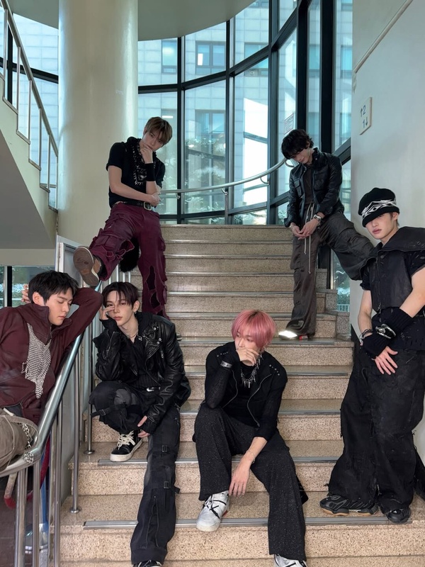 2025 SBS歌謠大戰超龐大演出陣容：NCT李泰容回歸、CORTIS初舞台，Stray Kids也出席！