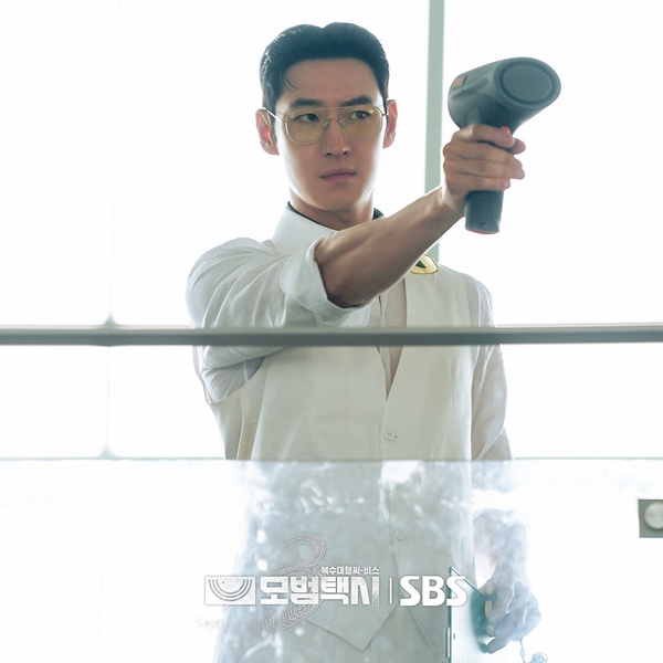 friDay影音2025韓劇收視排行榜TOP6！《模範計程車3》第4輸《公爵的初夜》，冠軍好意外