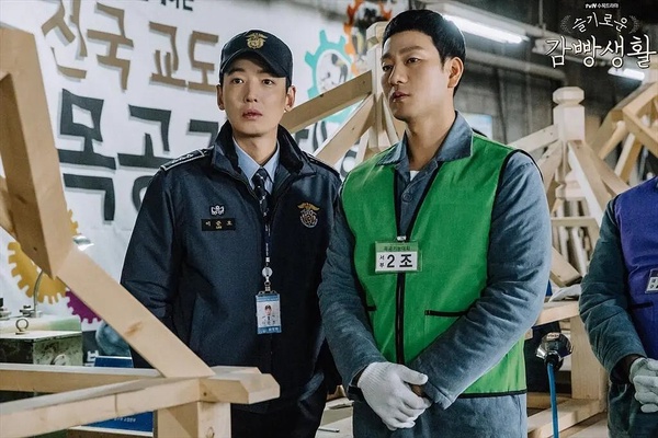 《UDT：我們社區特攻隊》結局圓滿！網評7部「好看到捨不得追完」韓劇！這部真走不出來