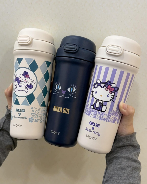 7-11「ANNA SUIＸ三麗鷗」集點！KITTY三用翻轉絨毛枕、珍珠包+玩偶盲盒等25款一次看