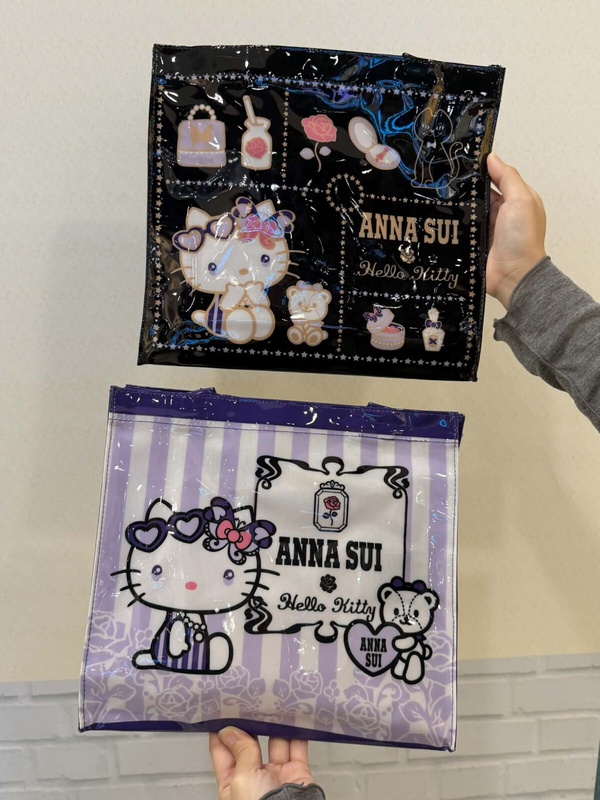 7-11「ANNA SUIＸ三麗鷗」集點！KITTY三用翻轉絨毛枕、珍珠包+玩偶盲盒等25款一次看