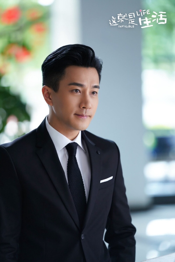 劉愷威自從離婚後，就逐漸淡出演藝圈，事業重心也漸漸轉回香港，這幾年只接了一部陸劇《這就是生活》，後面就沒再拍新戲了！