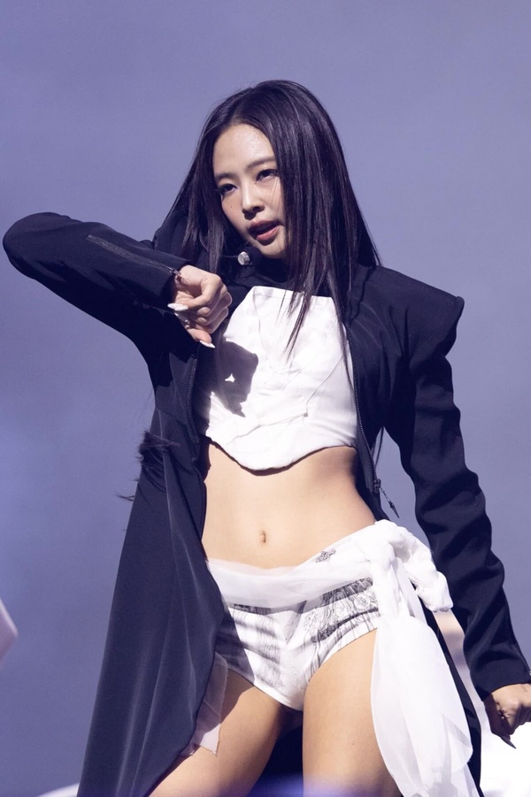 網評最精彩年末舞台！2025 MMA頒獎典禮5亮點：Jennie、GD炸翻全場，EXO復出引熱議