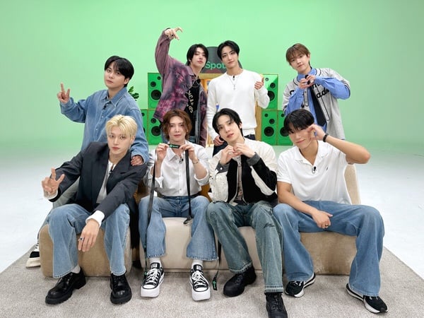 ATEEZ以輕鬆愜意曲風的《Lemon Drop》抓住粉絲的心