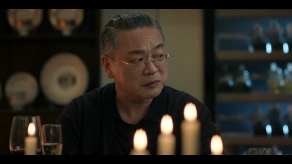 Netflix《現金英雄》10大現實金句：「大家的人生會變得一團糟，全都是錢的緣故。」