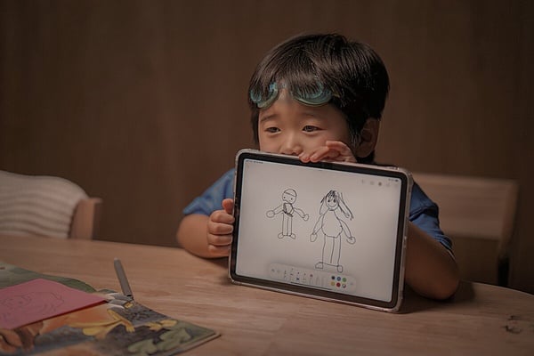 Netflix《巨洪》劇情解析：胸口的數字是什麼？金多美飾演的「安娜」到底是不是人類？