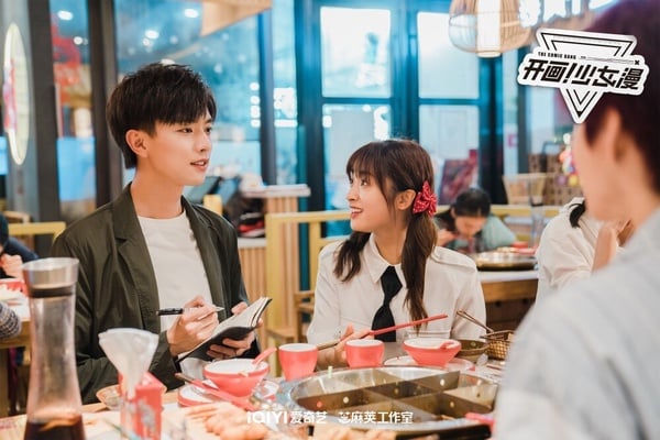 《開畫少女漫》也蠻可惜的，改編自日本漫畫《月刊少女野崎君》，但只有沈月成功還原角色，男主角和原著則落差太大，讓觀眾們覺得很出戲，而沈月、王敬軒因合作《開畫！少女漫》成為朋友，之後也一起上了不少綜藝節目，兩人時常鬥嘴，互動蠻有趣好笑的，但卻反而讓大家在追《開畫少女漫》時，完全無法感受到兩人的CP感，反而更像看著朋友在談戀愛。