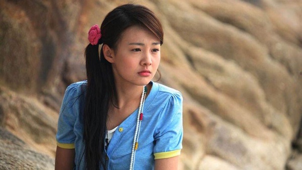 2009年《一起來看流星雨》因為翻拍經典劇而引起不小話題，這就是《流星花園》的大陸版，雖然質感不高，服化道都沒有其他版本精緻，但《一起來看流星雨》還是迎來全面性的爆火。