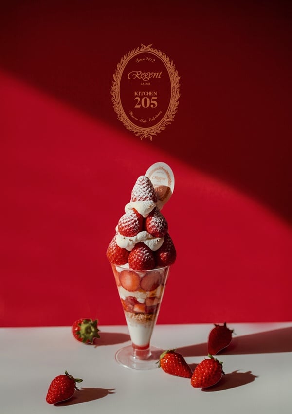 草莓控開吃！韓國人氣甜點KITCHEN205登台，草莓蛋糕、草莓帕妃必吃，販售期、售價一覽