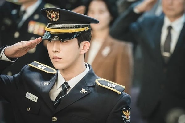 不輸《模範計程車3》！8部「從頭爽到尾」爽劇韓劇！《外傷重症中心》必追，它更神收尾