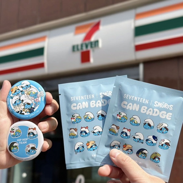 7-11「SEVENTEENＸ藍色小精靈」登場！徽章盲盒、購物袋必收，甜點附贈30款貼紙隨機抽