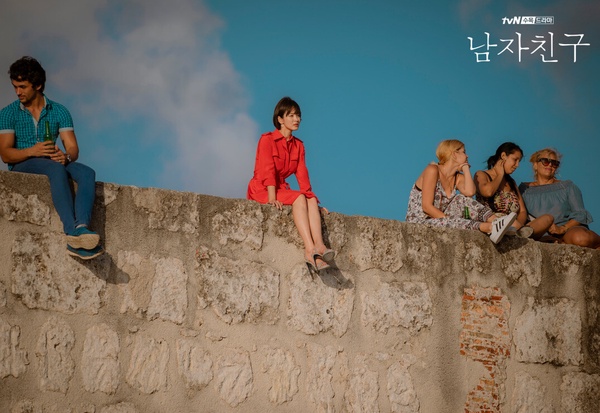 15部「異國取景」韓劇：《愛情怎麼翻譯》砸重金多國拍攝，《淚之女王》蜜月景點必打卡