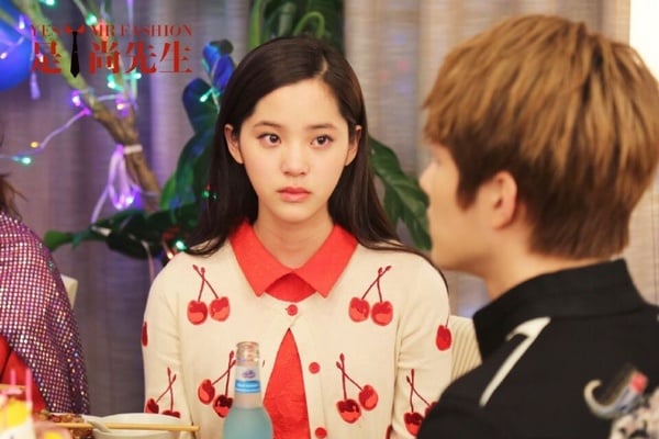 歐陽娜娜也被網友高度提名，她在《是！尚先生》尷尬到爆炸的演技太經典了。《是！尚先生》可以說是陳學冬和歐陽娜娜的污點，兩人因為這部劇始終跳脫不出爛演技的印象。