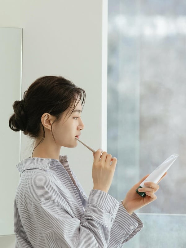 2026漱口水推薦15款！無酒精、酒精型差在哪？口臭、牙齦護理一次看！