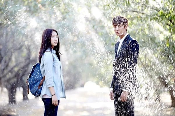 朴信惠《臥底洪小姐》太拖戲？6部「好看到不想棄劇」Netflix韓劇！這部更是一集上癮！