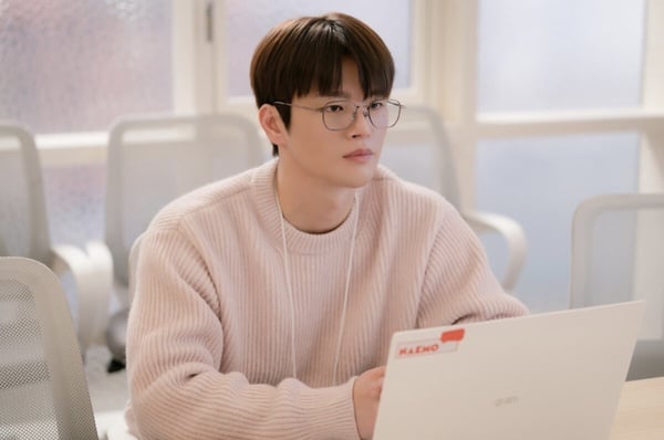 Jisoo、徐仁國《訂閱男友》劇情看點&amp;amp;amp;amp;amp;amp;amp;amp;amp;amp;amp;amp;amp;角色介紹