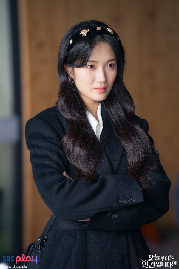 2026最期待女演員TOP5!《今天開始是人類》金惠奫第5，她狠超《21世紀大君夫人》IU奪冠