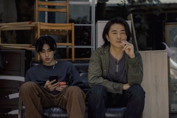Netflix《百萬人推理》10位演員介紹！鄭伊健是全劇組偶像，《影后》流氓變百萬網紅！