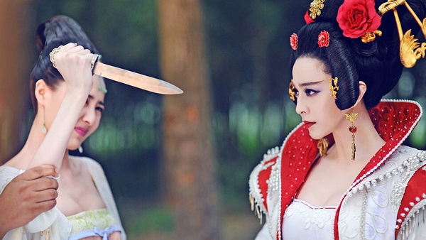 《武媚娘傳奇》也是適合春節一次看的長篇古裝劇，近年都沒有這種長篇古裝宮鬥大劇，所以很多人都只能重刷舊劇。如果《甄嬛傳》、《如懿傳》、《羋月傳》都看膩了，《武媚娘傳奇》也有大家愛看的宮鬥戲。