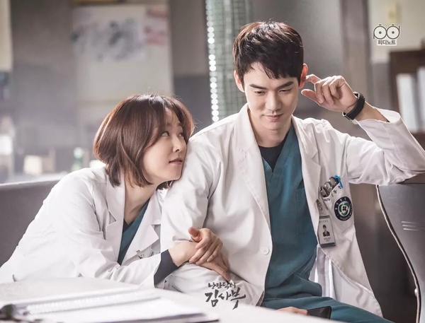 不輸《莎拉的真偽人生》！7部熬夜也要追Netflix韓劇！《黑暗榮耀》好看，這部一集上癮