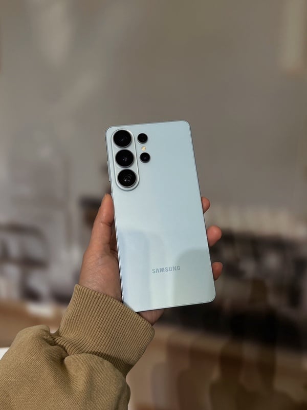三星全新Galaxy S26旗艦系列現身！夜拍功能升級、內建防窺螢幕，顏色、上市時間一覽