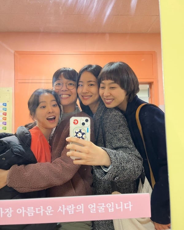 《莎拉的真偽人生》李伊潭是誰？冒牌莎拉、金宣虎初戀，被封新一代「Netflix公務員」!