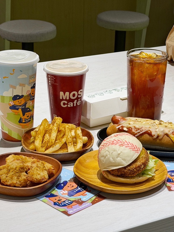 買一送一！2026 WBC棒球經典賽優惠：全家送鑰匙圈、束口袋，麥當勞5折、摩斯推棒球堡