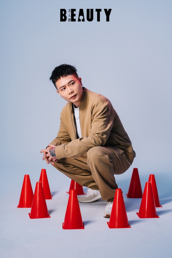 相信每首歌都有屬於它的聽眾！專訪蕭秉治：「不擅長說漂亮話，想說的都寫進歌裡」
