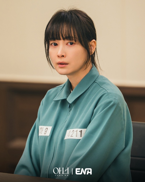 《魔女之吻》首播收視狂飆！2026韓劇首播收視TOP10！《臥底洪小姐》第7，冠軍一追上癮