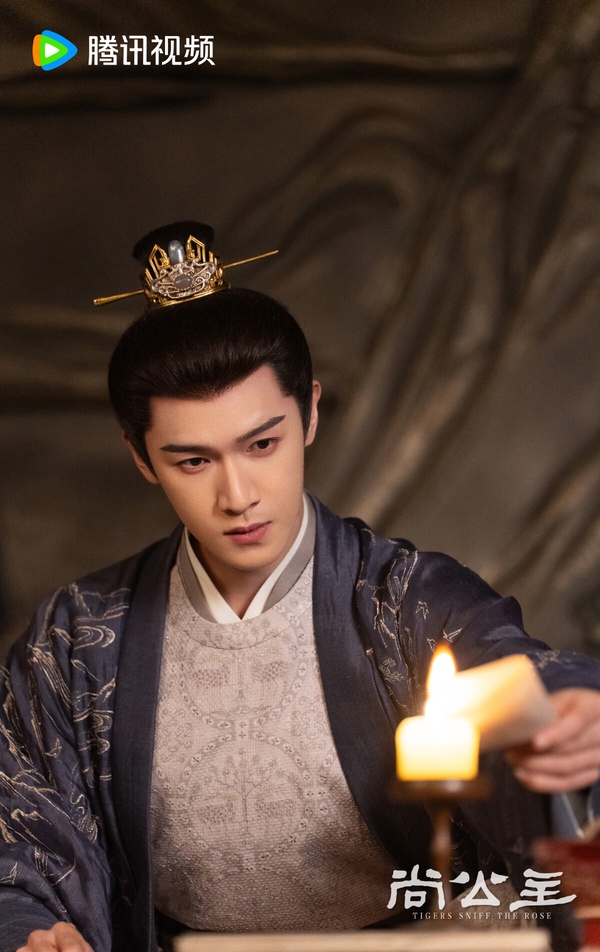 每次討論2026看好的陸劇，孟子義、李昀銳主演的《尚公主》幾乎都會在榜單前排。兩人在《九重紫》的超強CP火花，讓劇迷嗑生嗑死，沒想到火速官宣二搭古裝劇《尚公主》。近年陸劇很喜歡找有火花的CP二搭，像是《國色芳華》就證明有默契的老搭檔容易成功，《尚公主》應該也很有爆火希望。
