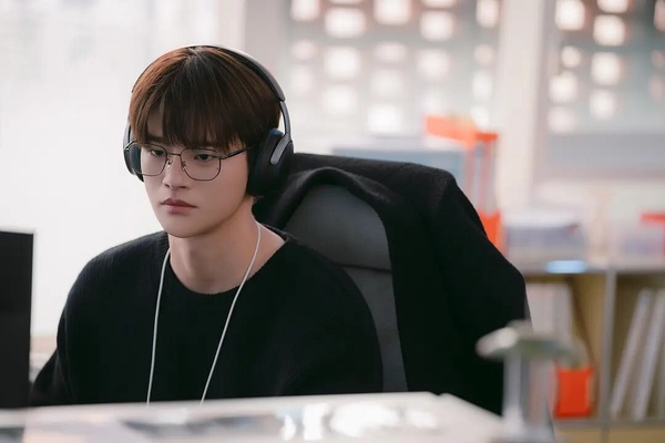近期韓劇熱度排行榜TOP6！Jisoo《訂閱男友》第6，《臥底洪小姐》第2，冠軍真的好好看