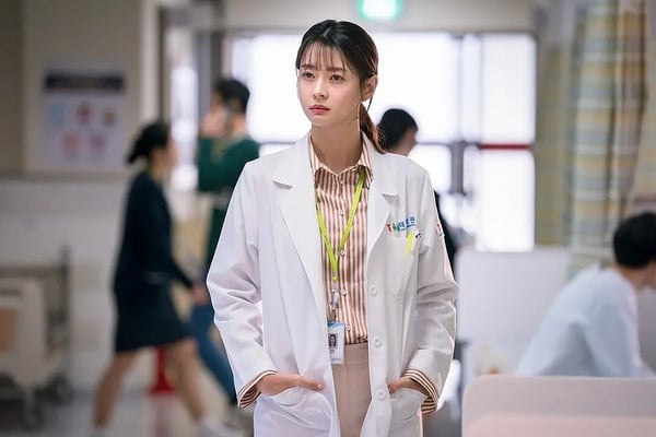 《臥底洪小姐》結局圓滿！8部沒爛尾「越追越好看」韓劇！最後這部公認「從頭神到尾」