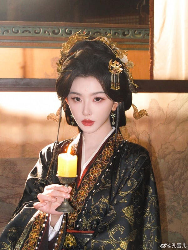 《逐玉》7位演員介紹：張凌赫是「真學霸男神」、「情敵」男二任豪曾以男團出道
