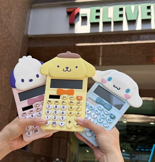 7-11「三麗鷗三狗軍團」集點！布偶掛飾痛包組、立體冰壩杯、分隔旅行袋等26款一次看
