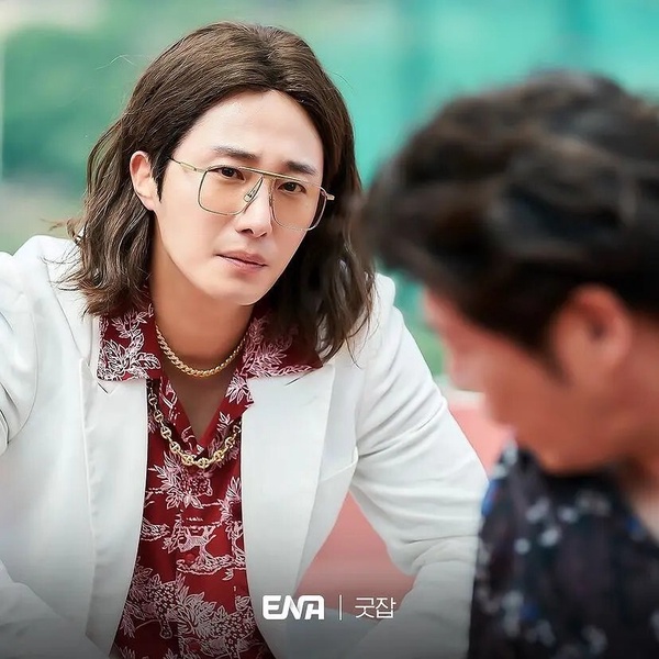 河智苑《權慾之巔Climax》收視狂飆！ENA首播收視TOP10！《偶像瘋子》第10，冠軍爛尾了