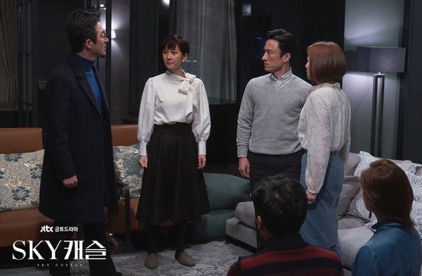 7部「第1集就好看」韓劇！《權慾之巔Climax》《神與律師事務所》好上癮，這部更零負評