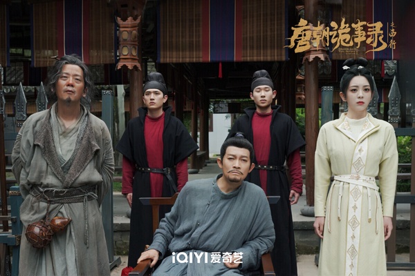 古裝懸疑劇《唐朝詭事錄》不是S級大製作，也沒有流量明星，不過憑藉精彩、無冷場的劇情，獲得很多劇迷推薦。《唐朝詭事錄》雙男主演技在線，劇情節奏毫不拖泥帶水，而且埋了很多伏筆。唐朝的禮儀、民俗、官階，劇組都一一仔細還原，能看出有用心做過功課。