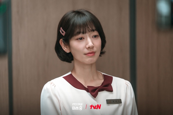 3月韓劇品牌評價OP6！《神與律師事務所》落榜《莎拉的真偽人生》第3，冠軍確實是神作