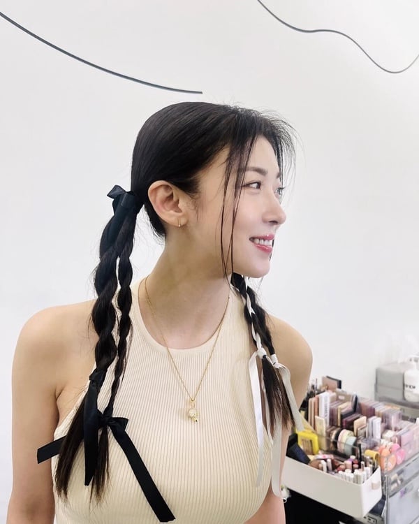 《權慾之巔Climax》河智苑10件事！不僅是韓劇女王更是斜槓畫家，和BTS金泰亨感情超好