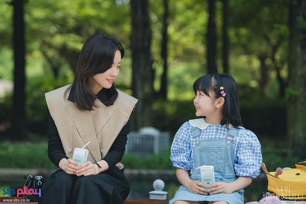 Threads熱議的「初級大人」是什麼？在職場能獨當一面，一回家立刻變回依賴父母的小孩